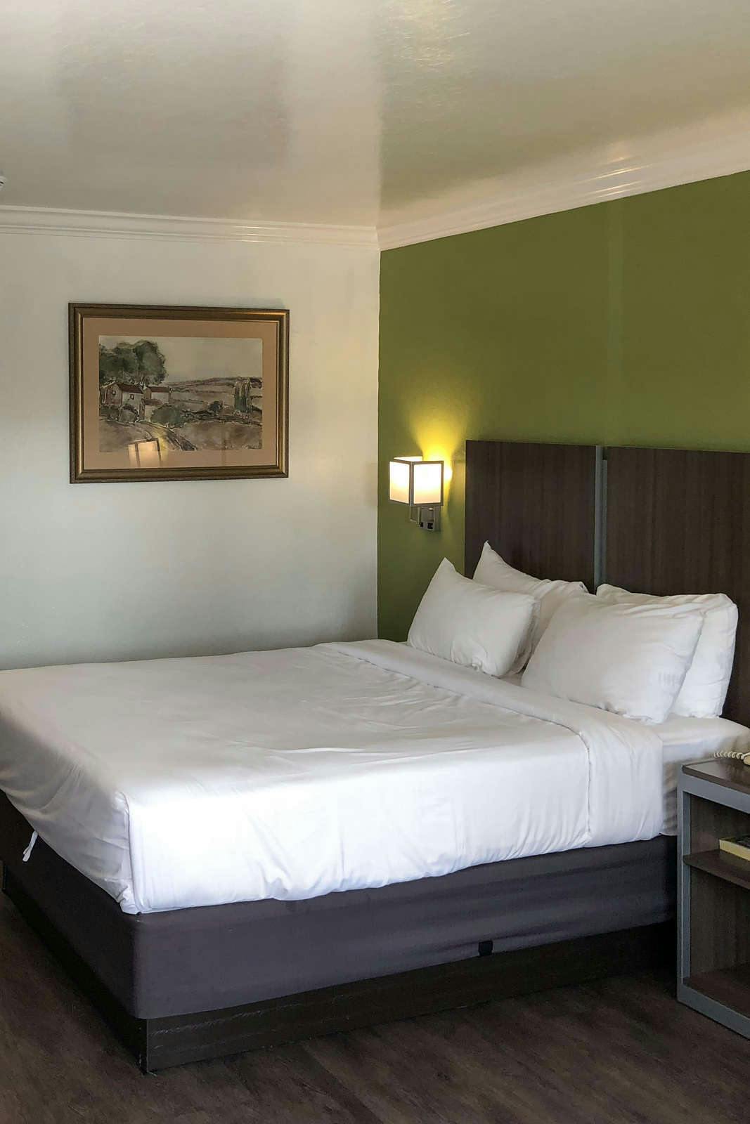 Hotel Gilroy Inn photo 1