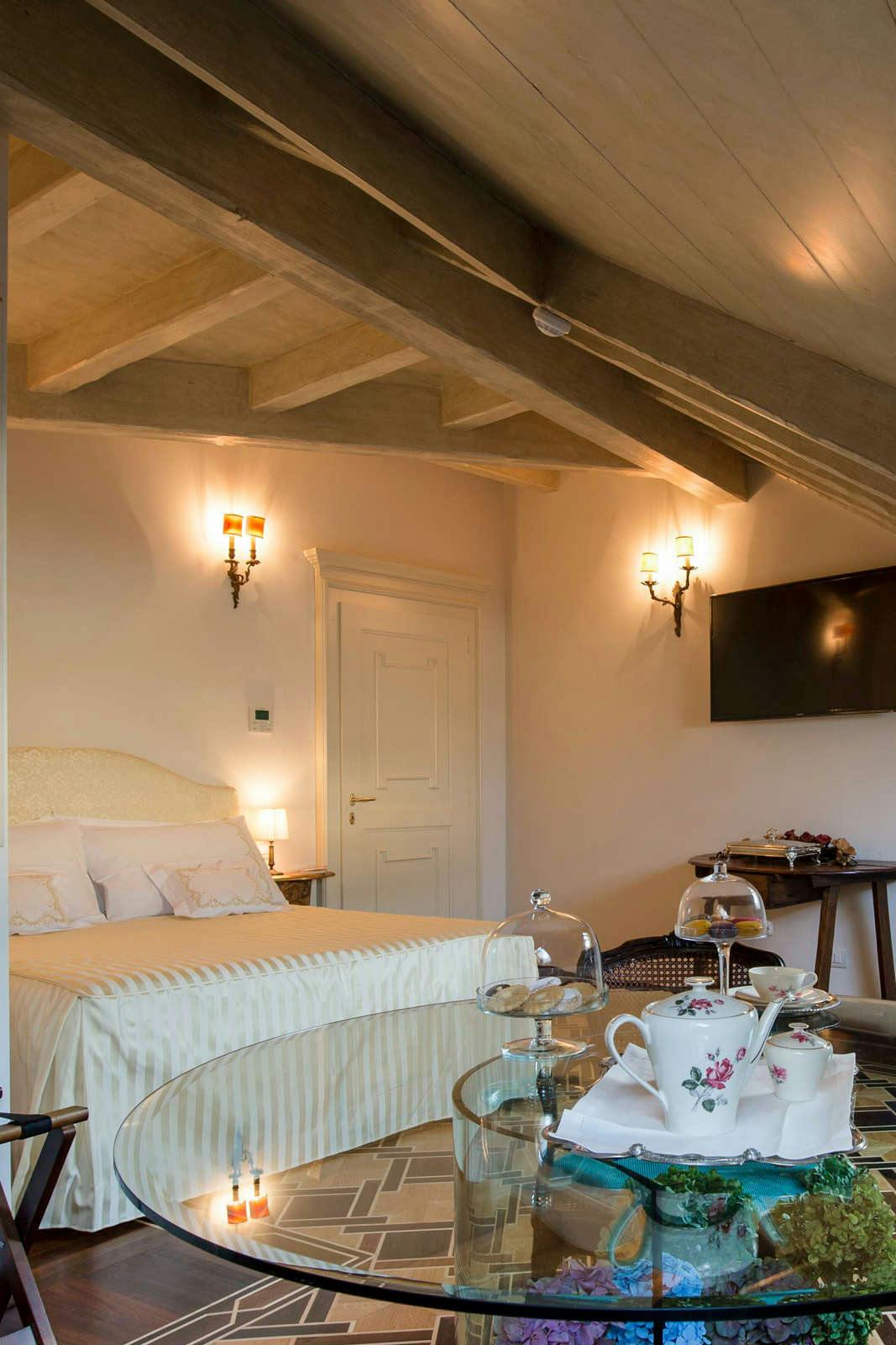 Hotel Santa Marta Suites photo 2