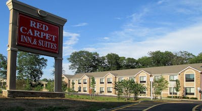 Red Carpet Inn and Suites - Monmouth Junction