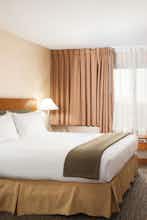Hotel Holiday Inn Express West Los Angeles photo 2