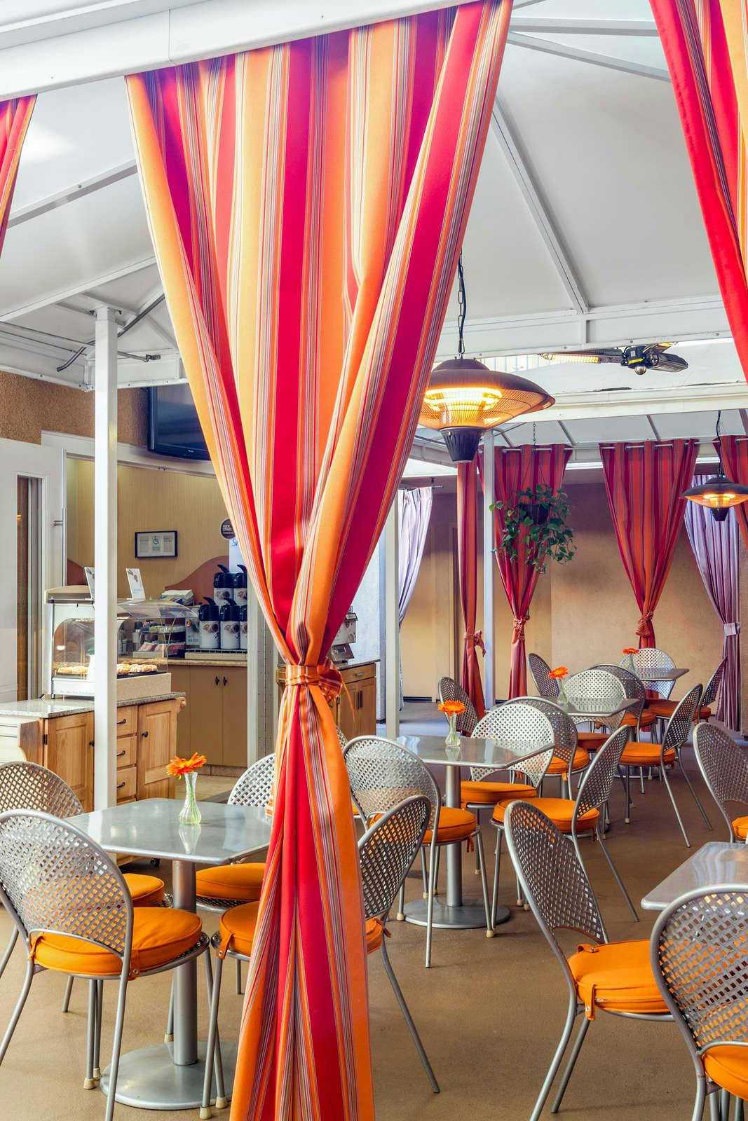 Hotel Holiday Inn Express West Los Angeles photo 1