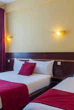 Hotel The Originals City, Hotel Cathedrale, Lisieux photo 2