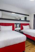Hotel Tune Hotel - Liverpool City Centre photo 3