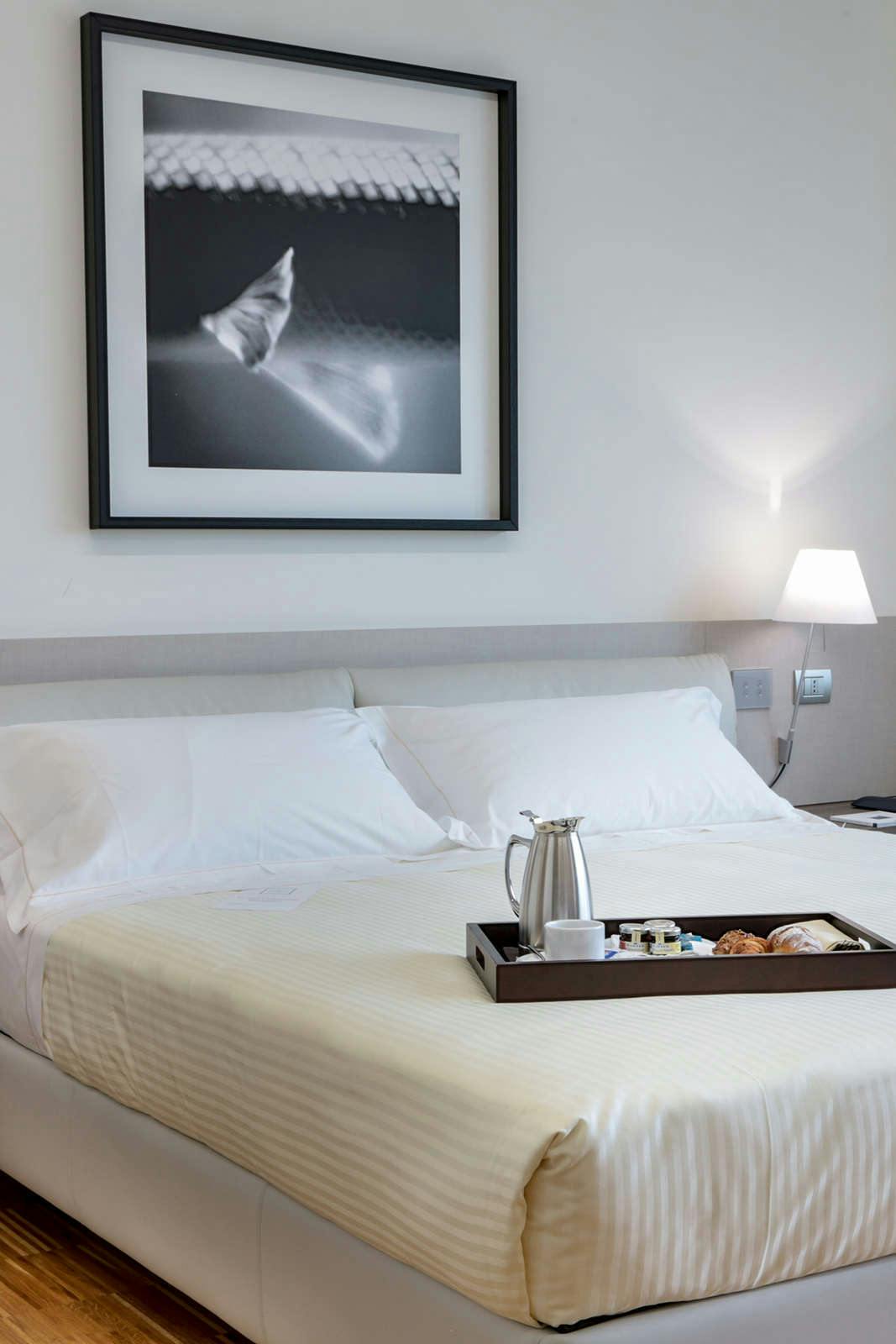 Hotel UNAHOTELS San Vitale Bologna photo 4