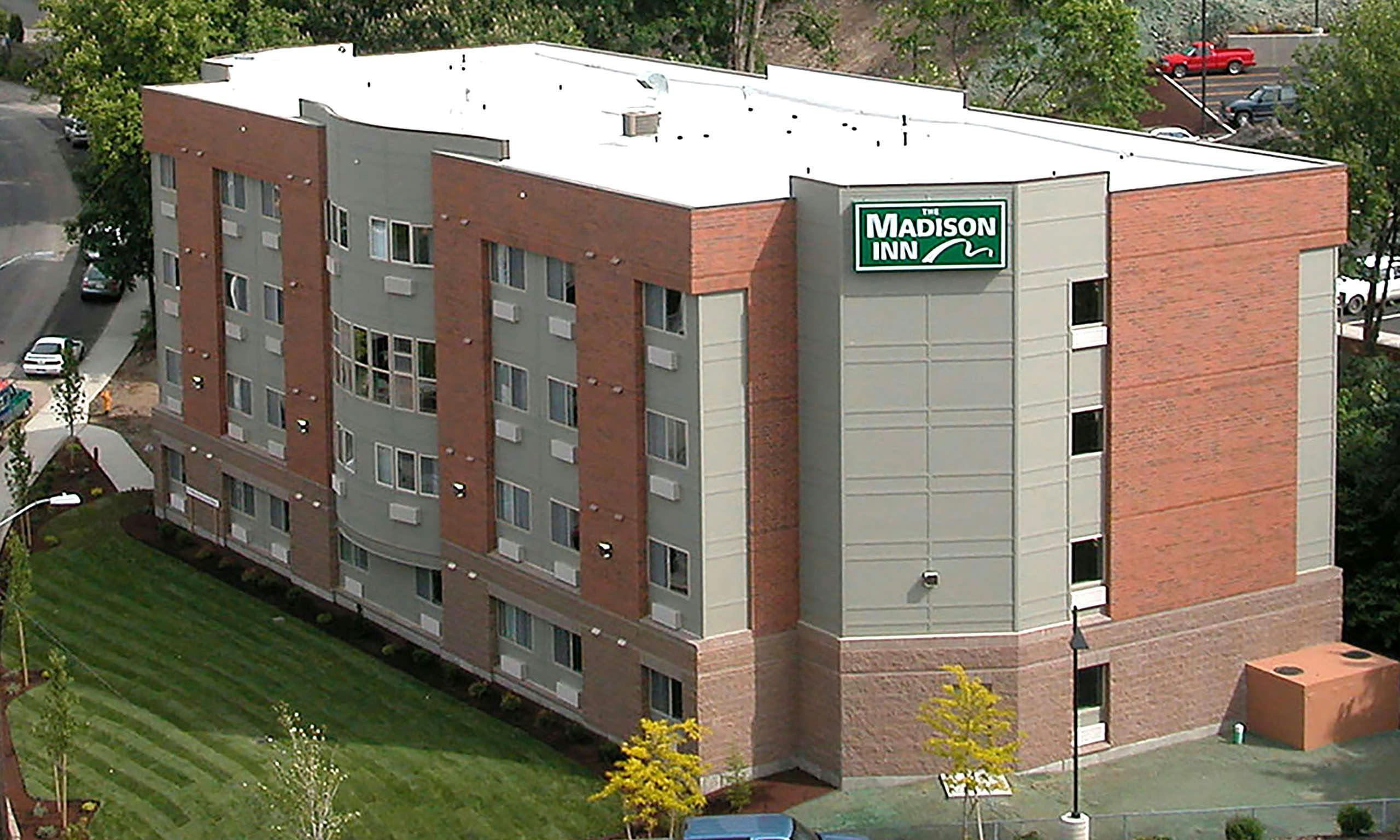 The Madison Inn by Riversage