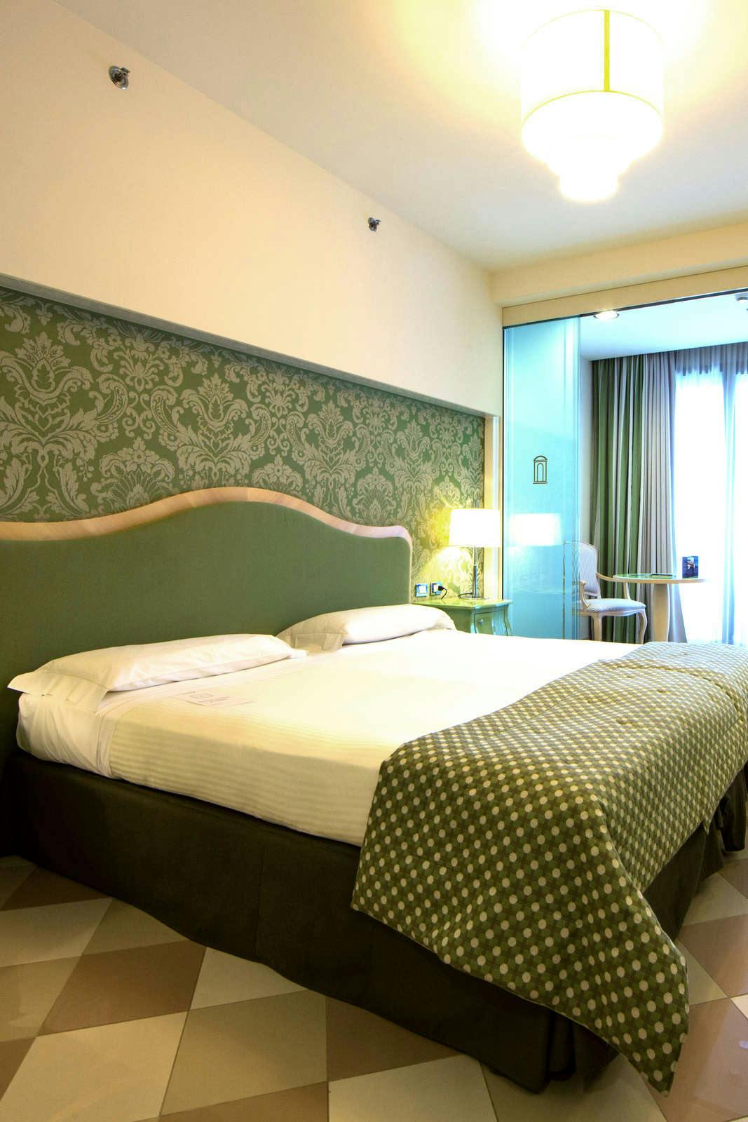 Hotel UNAHOTELS Expo Fiera Milano photo 3