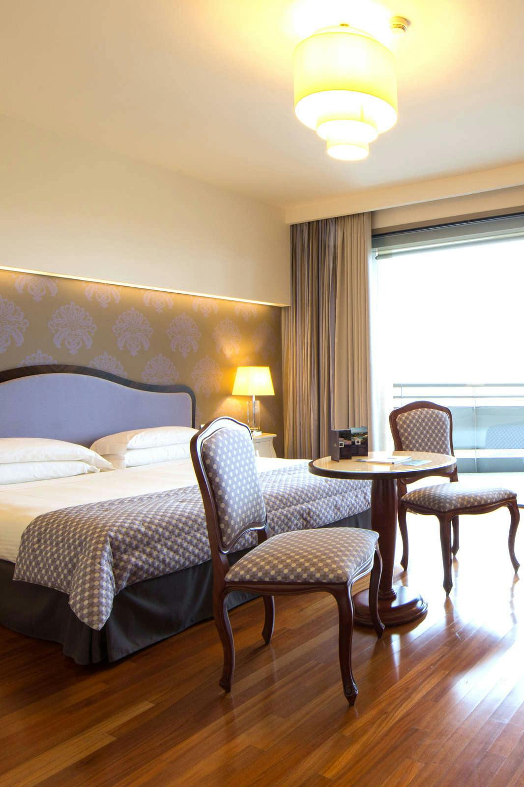 Hotel UNAHOTELS Expo Fiera Milano photo 1