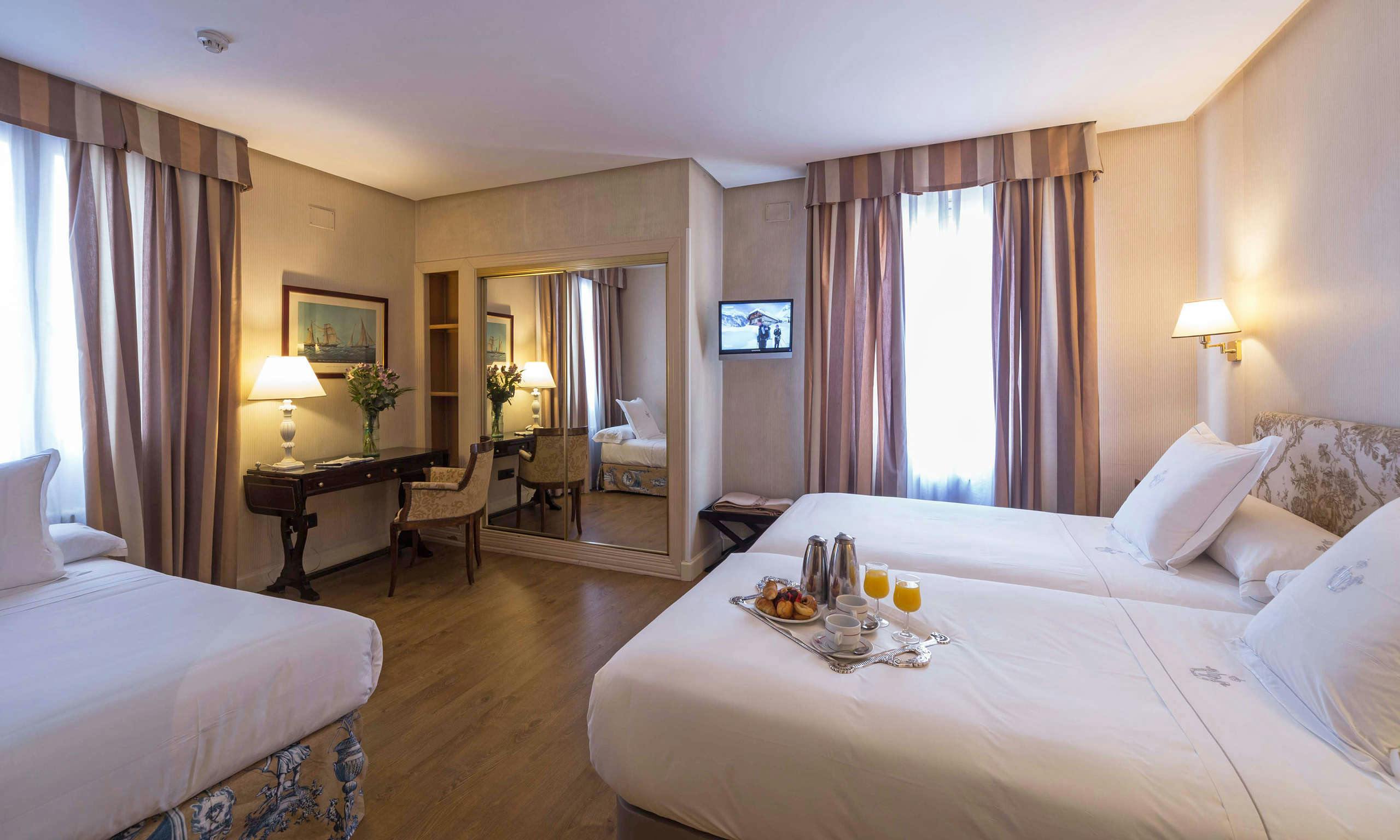 Hotel Hotel Principe Pio photo 2