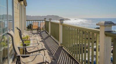 The Mendocino Hotel and Garden Suites