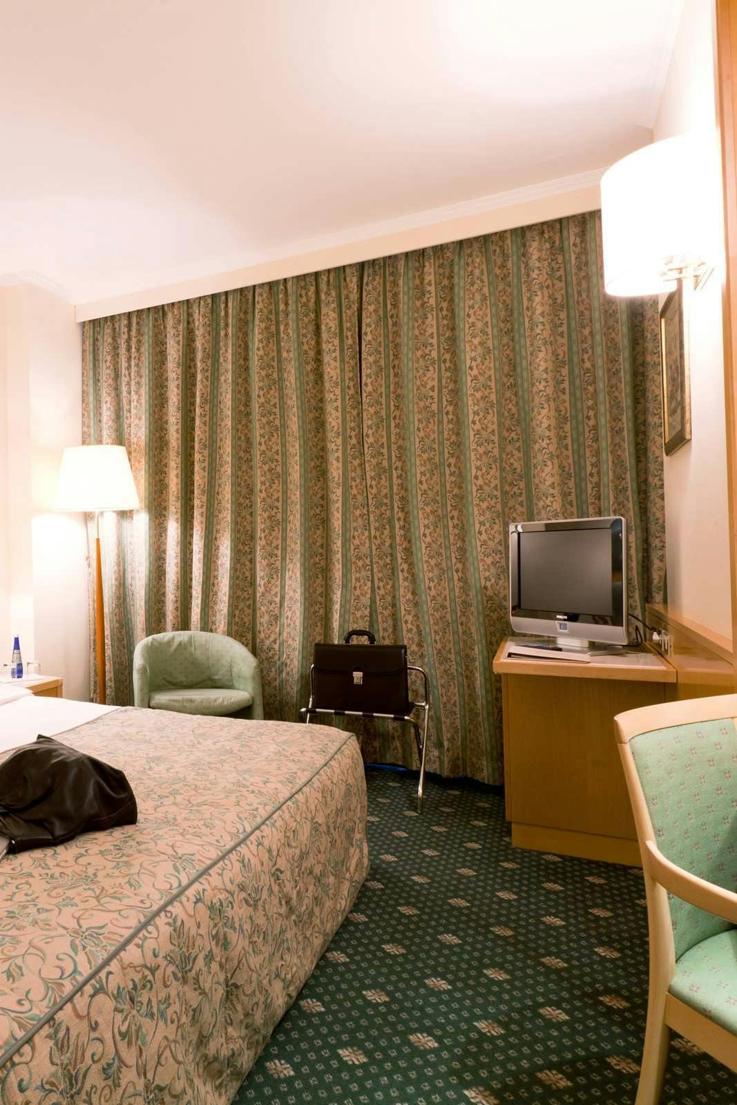 Hotel ADI Hotel Poliziano Fiera photo 3