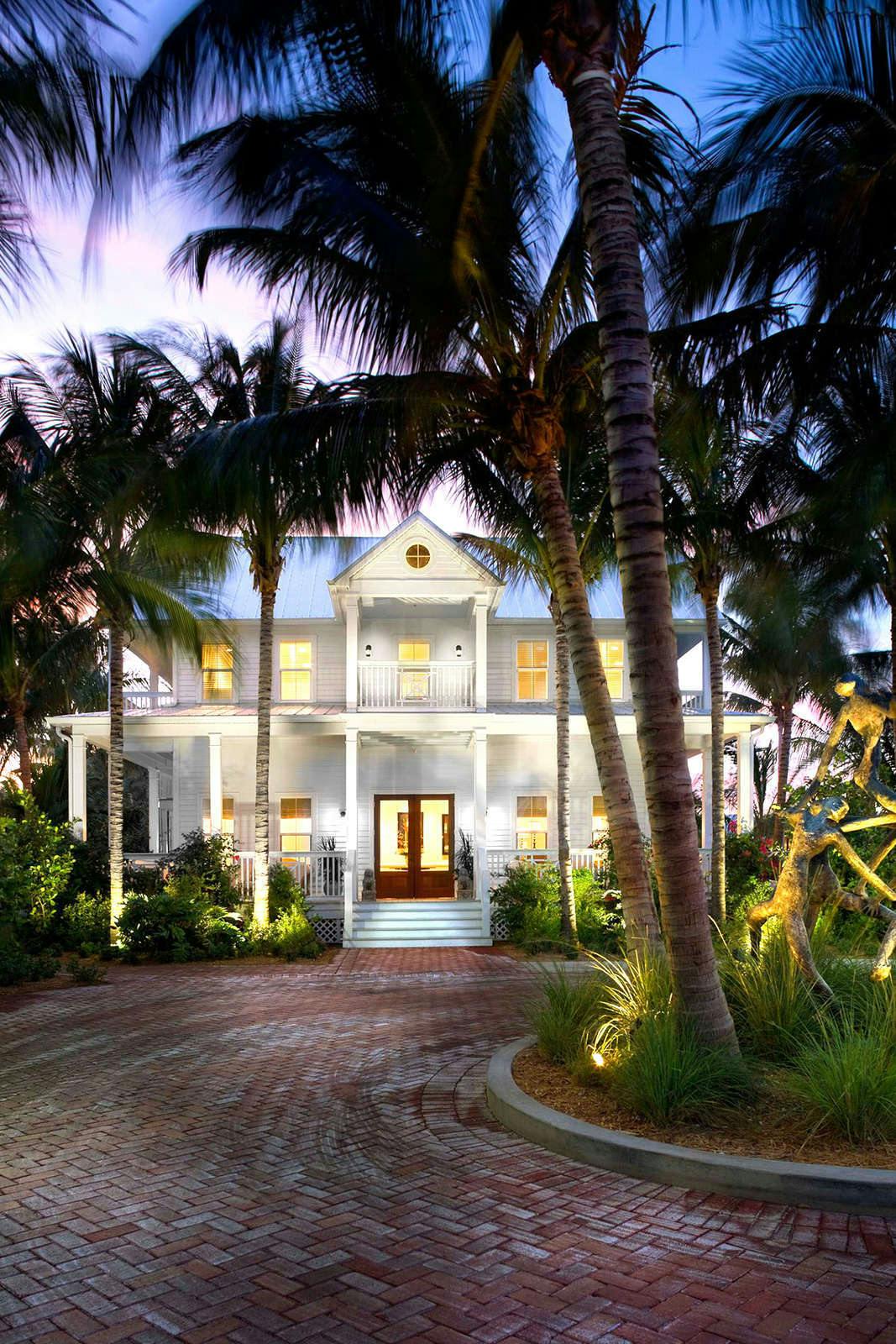 Parrot Key Hotel & Villas