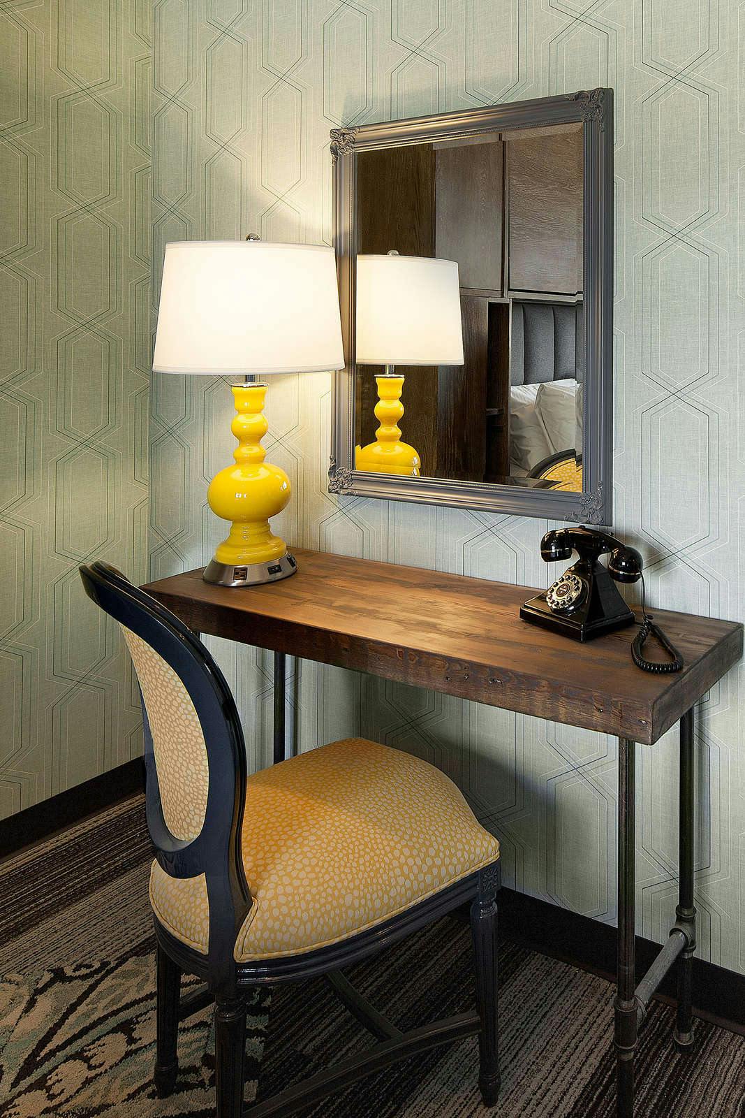 Hotel Moxy Santa Barbara photo 4