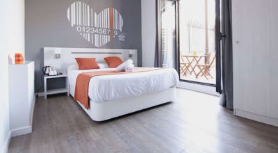 Hostal Live Barcelona