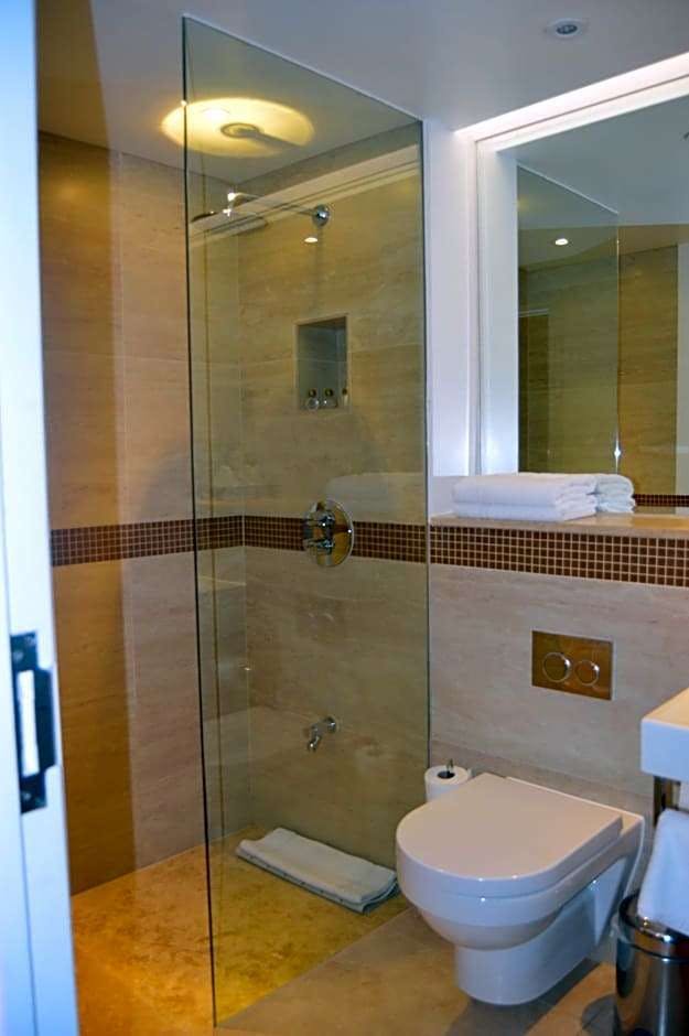 Hotel Holiday Villa Hotel And Suites photo 4