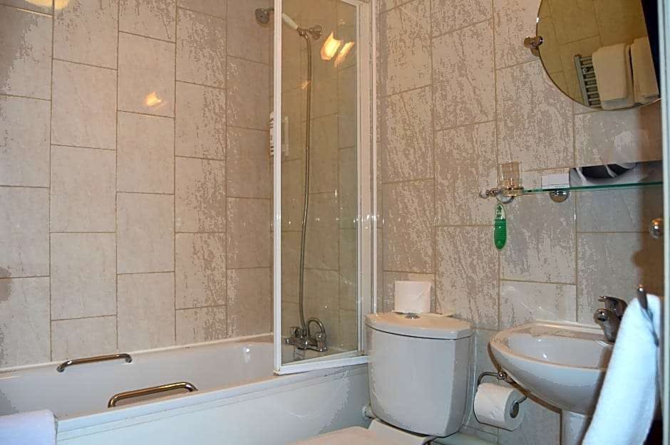 Hotel Holiday Villa Hotel And Suites photo 5