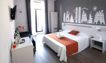 Hotel Hostal Live Barcelona photo 1