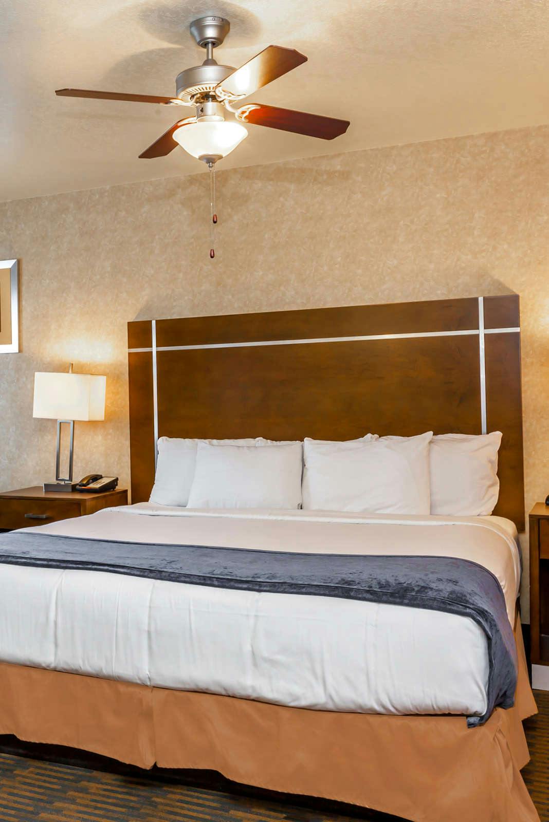 Hotel Harbor House Inn photo 1