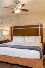 Hotel Harbor House Inn photo 1