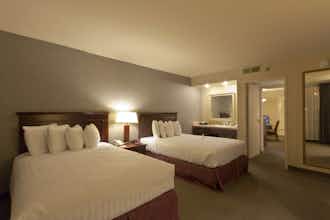 Hotel Embassy Suites by Hilton Scottsdale Resort photo 1