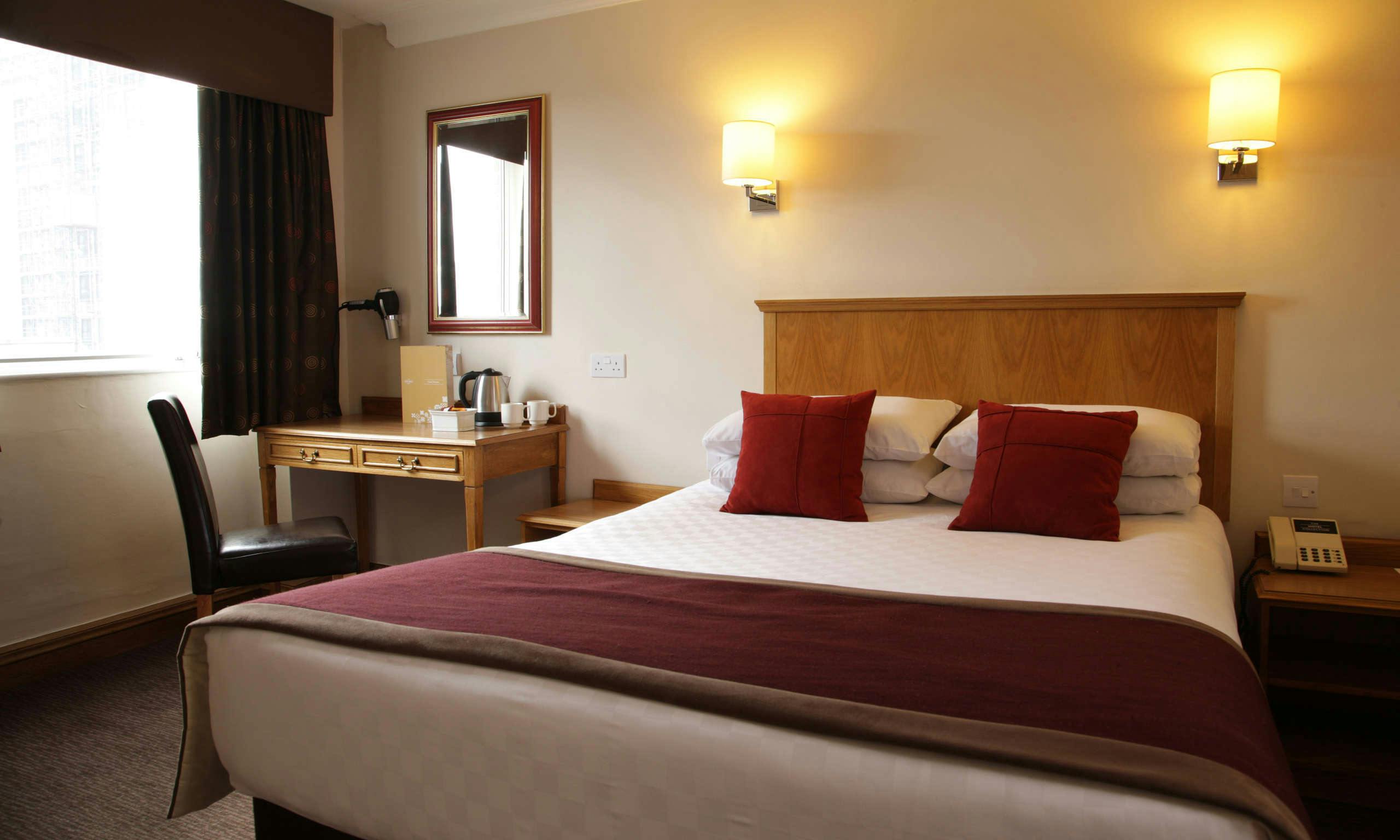 The Royal Angus Hotel