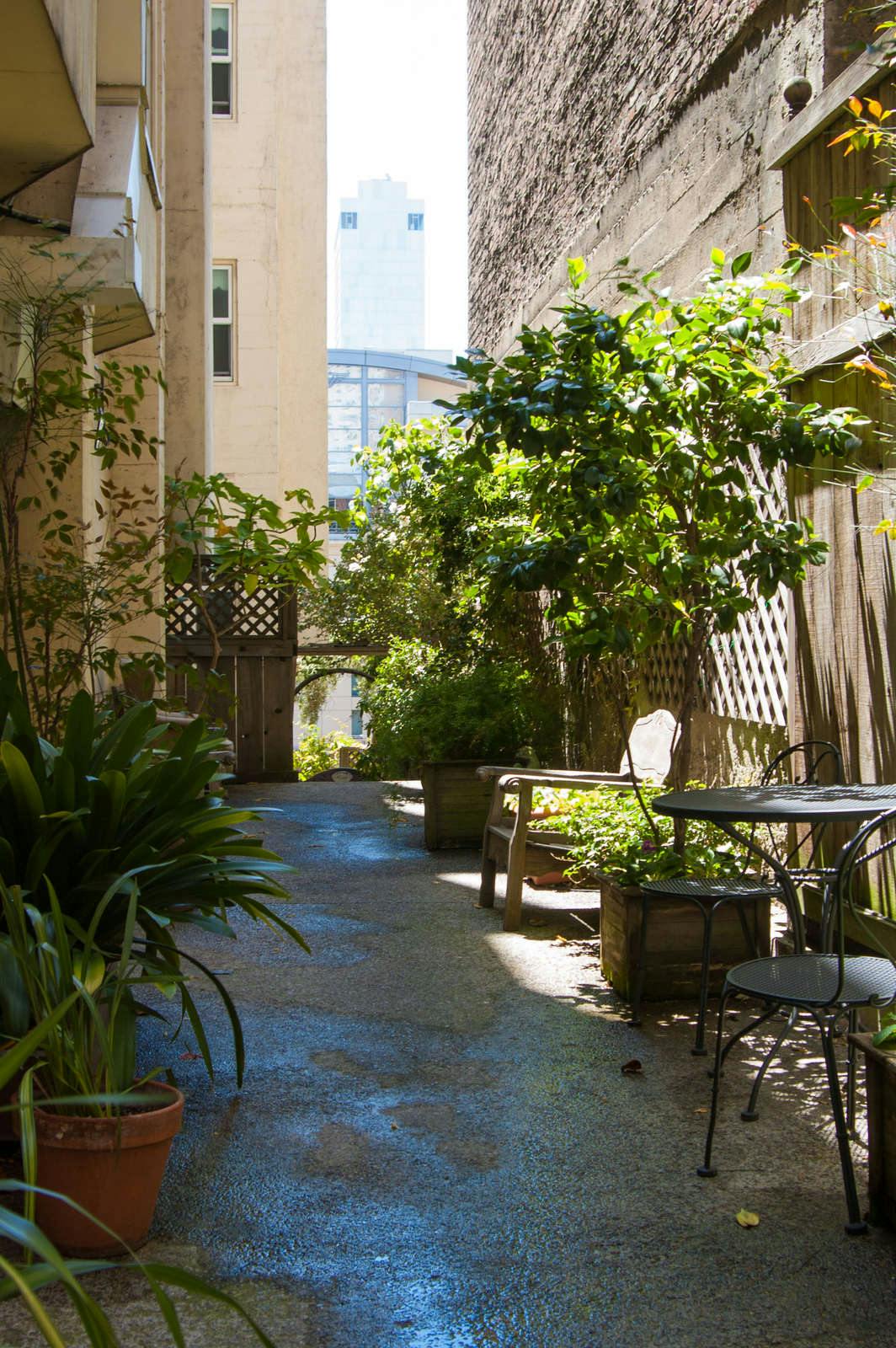 Hotel Petite Auberge photo 1