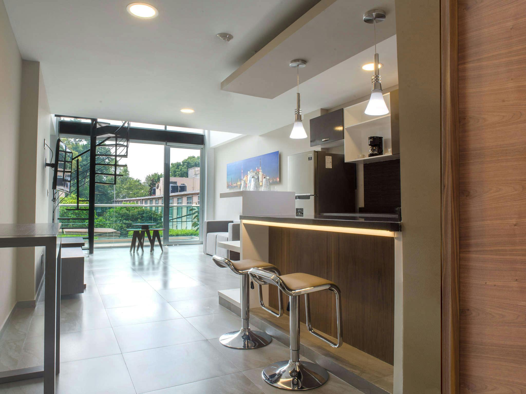 Hotel J Towers photo 1