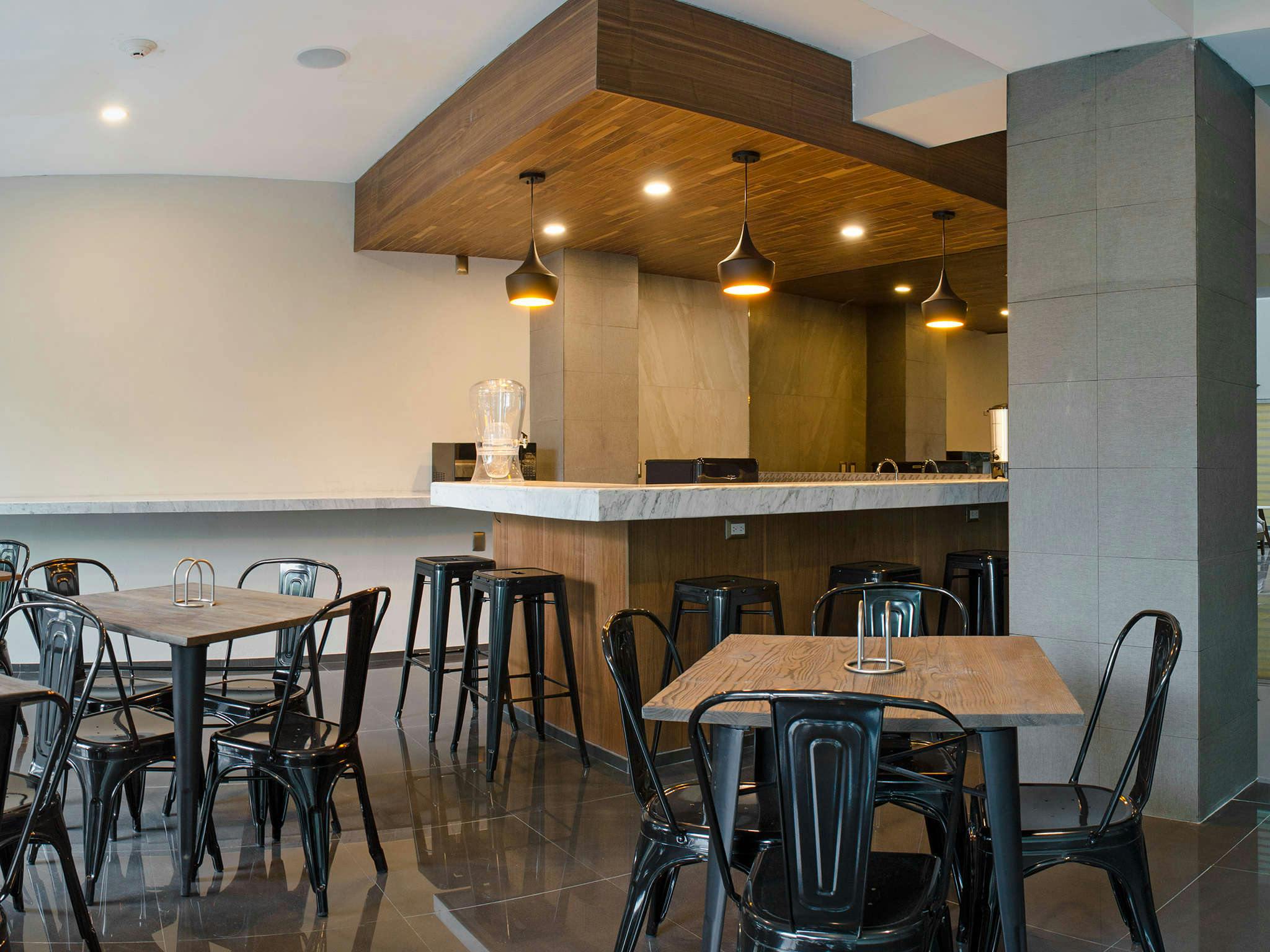 Hotel J Towers photo 3