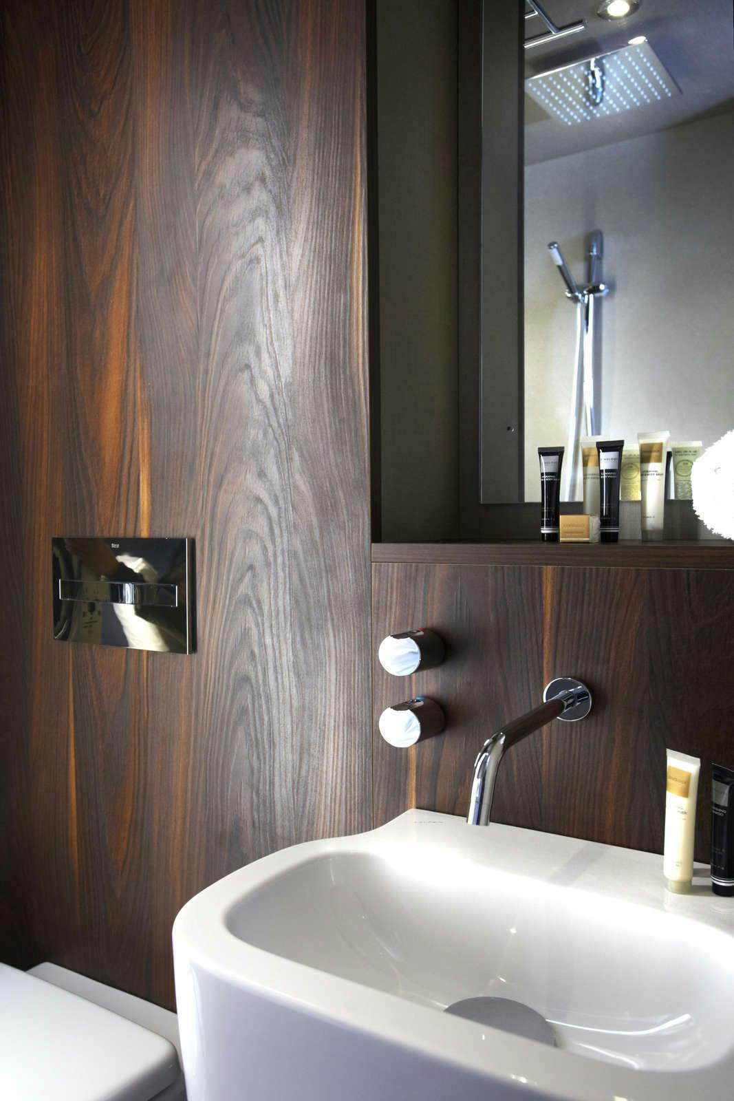 Hotel Bloc Hotel Gatwick photo 3