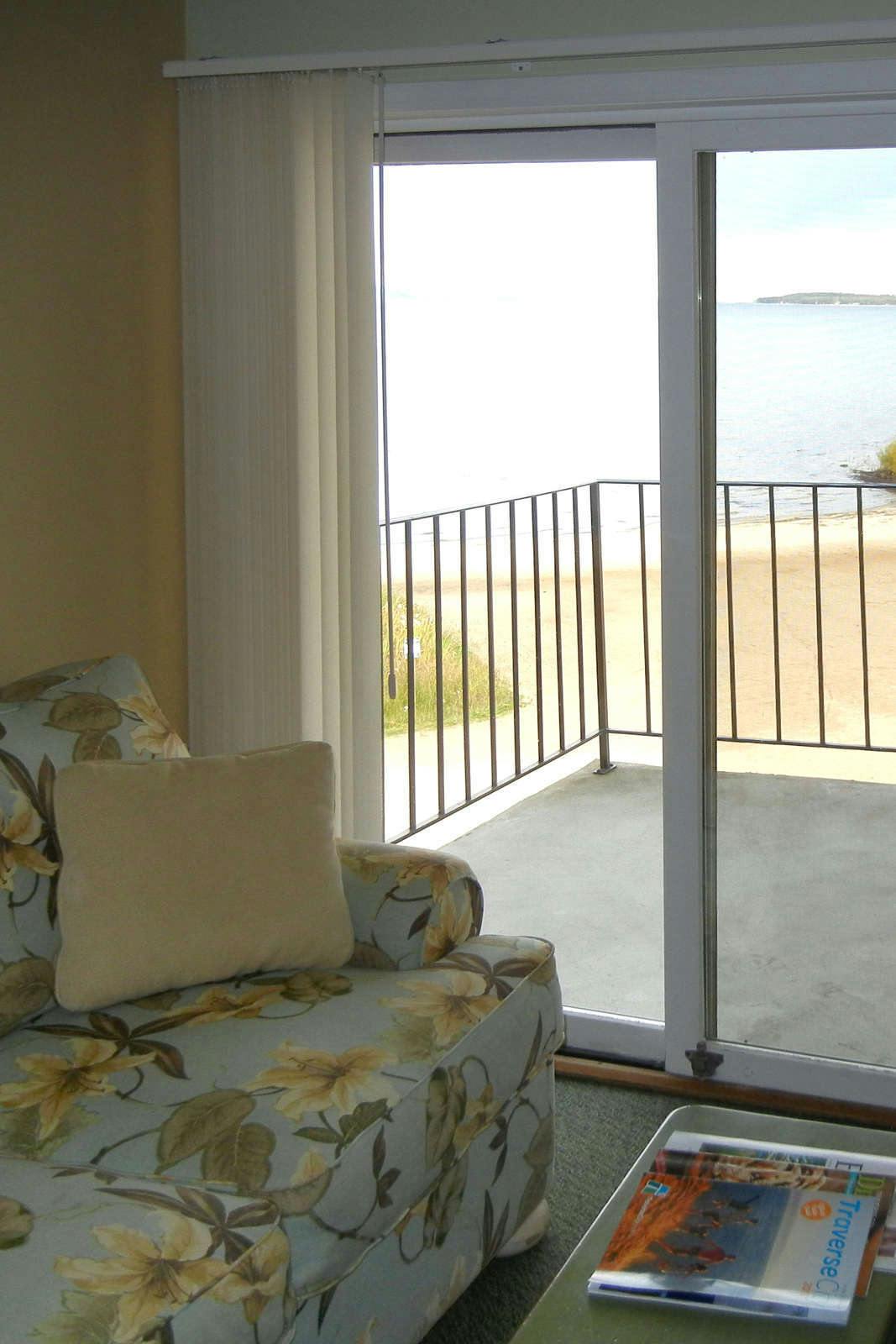 Hotel Pointes North Beachfront Resort Hotel photo 4