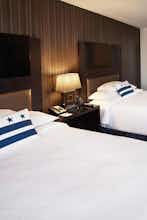 Hotel Embassy Suites by Hilton Washington DC Chevy Chase Pavilion photo 3