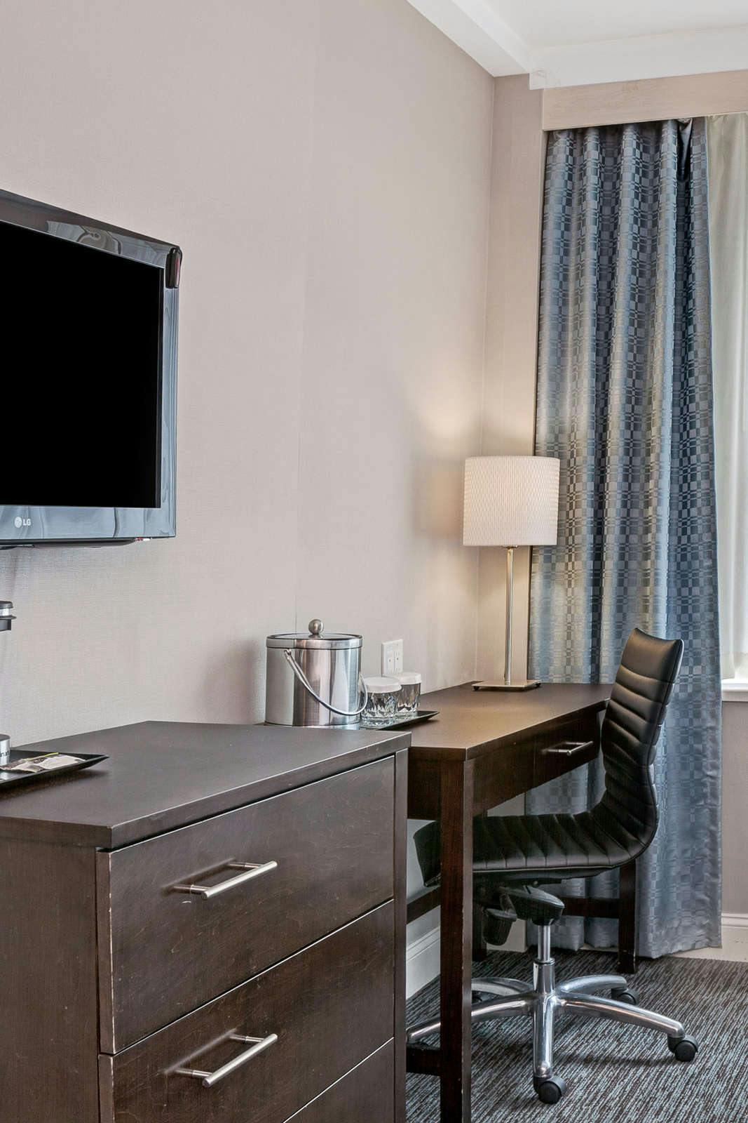 Wyndham Garden Long Island City New York City Queens Hoteltonight