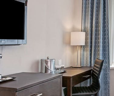 Wyndham Garden Long Island City New York City Queens Hoteltonight