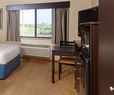 Americinn Lodge Suites Green Bay East Green Bay Hoteltonight