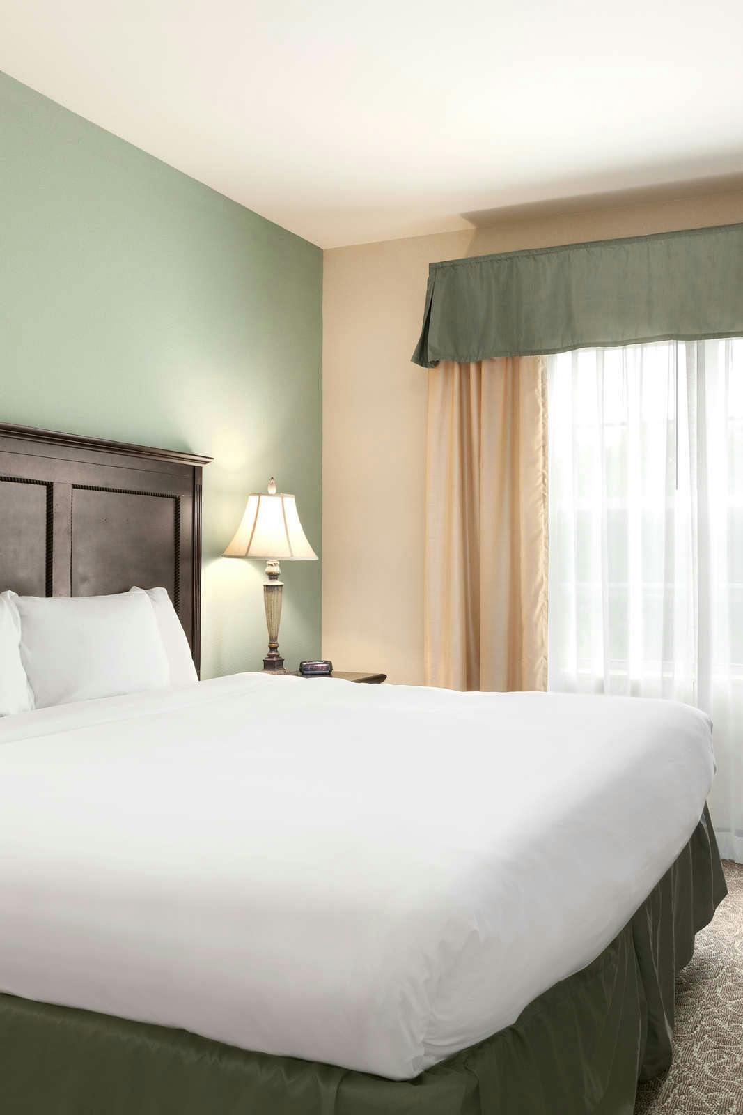 Hotel Country Inn & Suites by Radisson, Asheville West near Biltmore photo 1