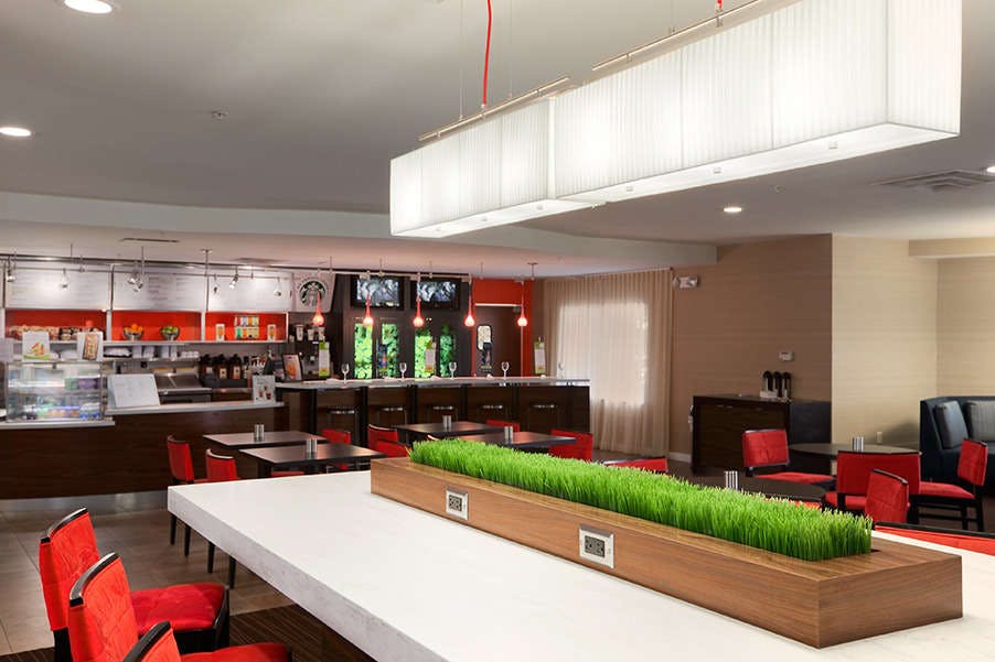 Hotel Courtyard Wall at Monmouth Shores Corporate Park photo 5