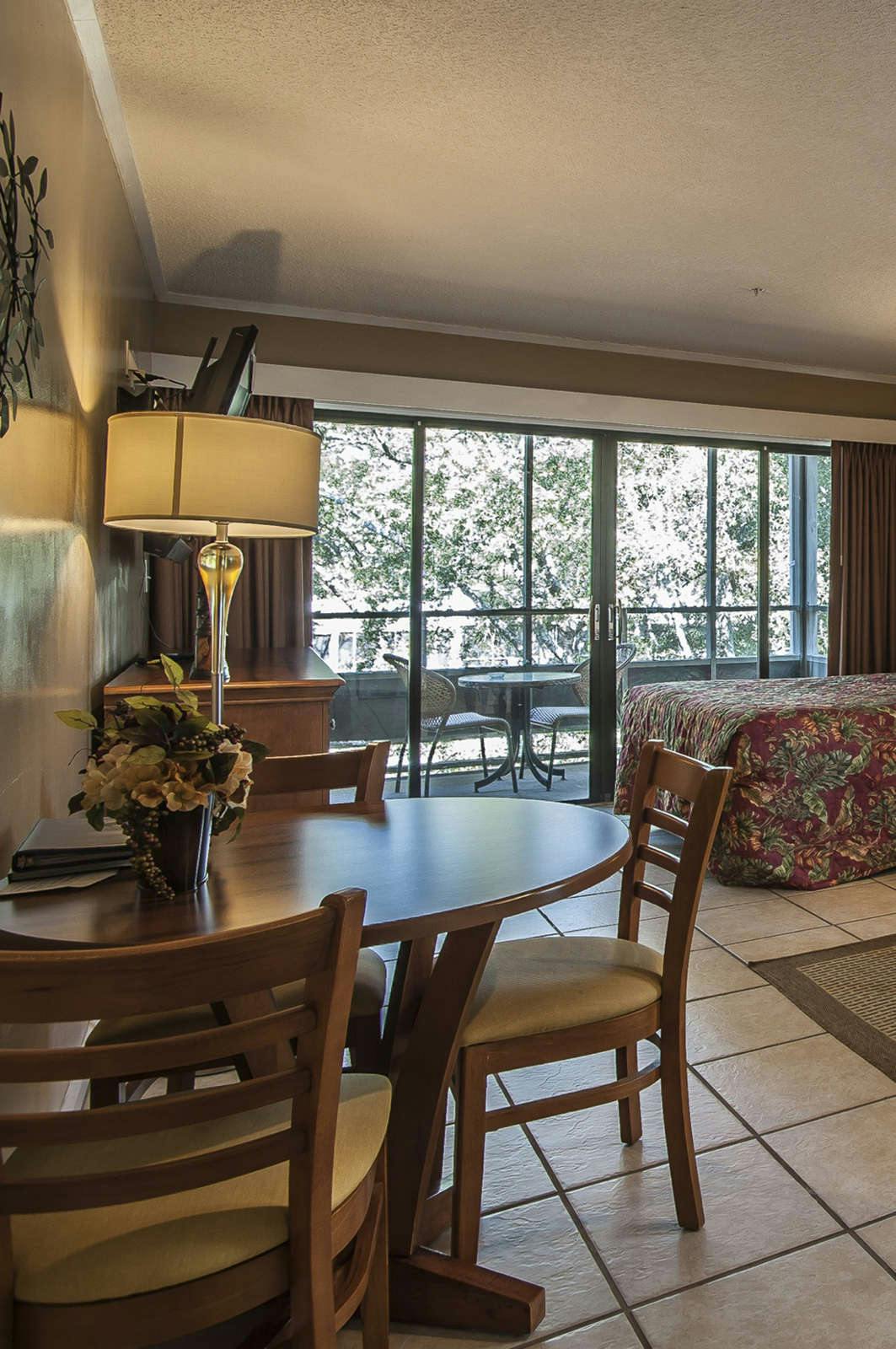 Hotel Ocean Creek Resort photo 2