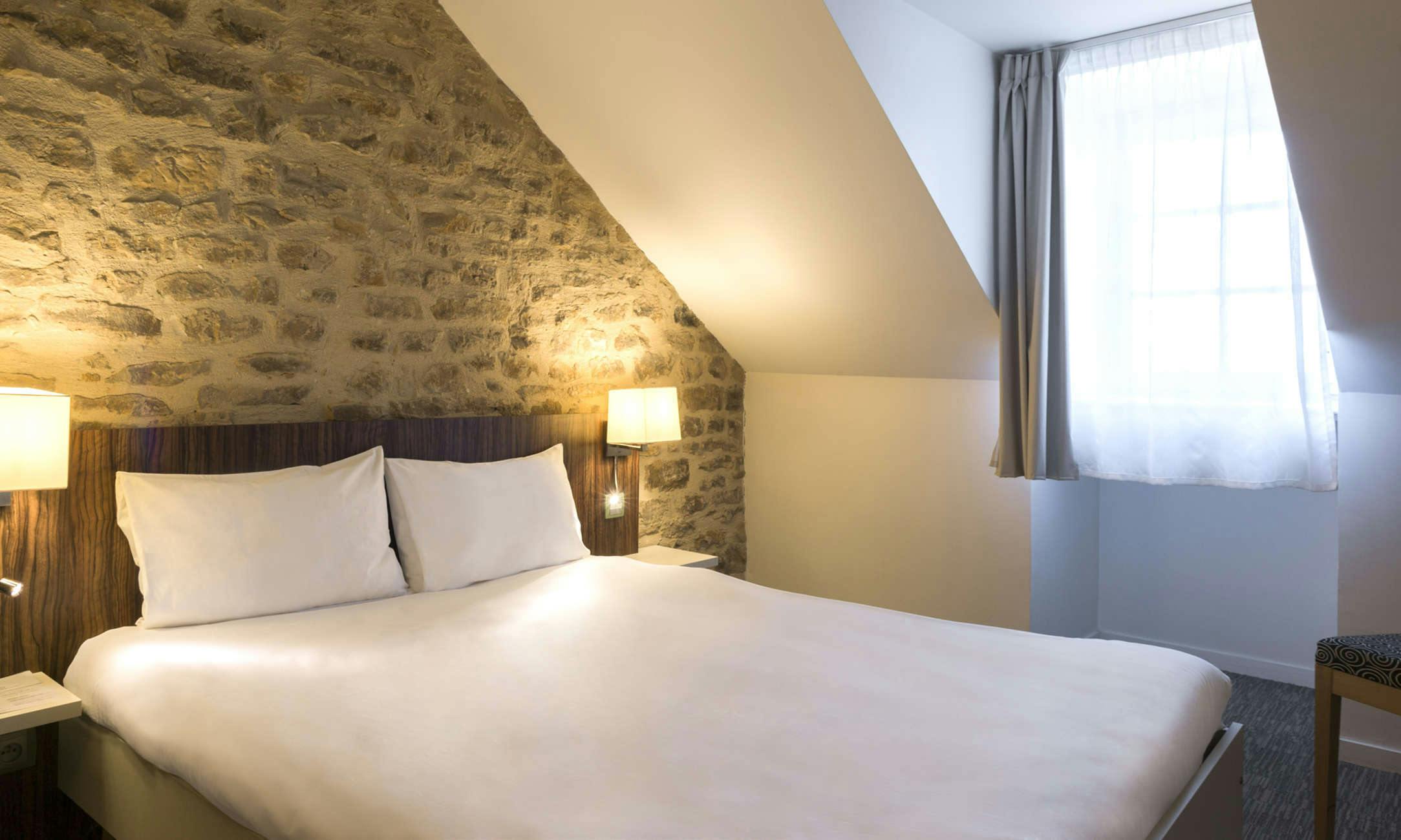 Hotel The Originals Sedan Est Le Coeur d'Or