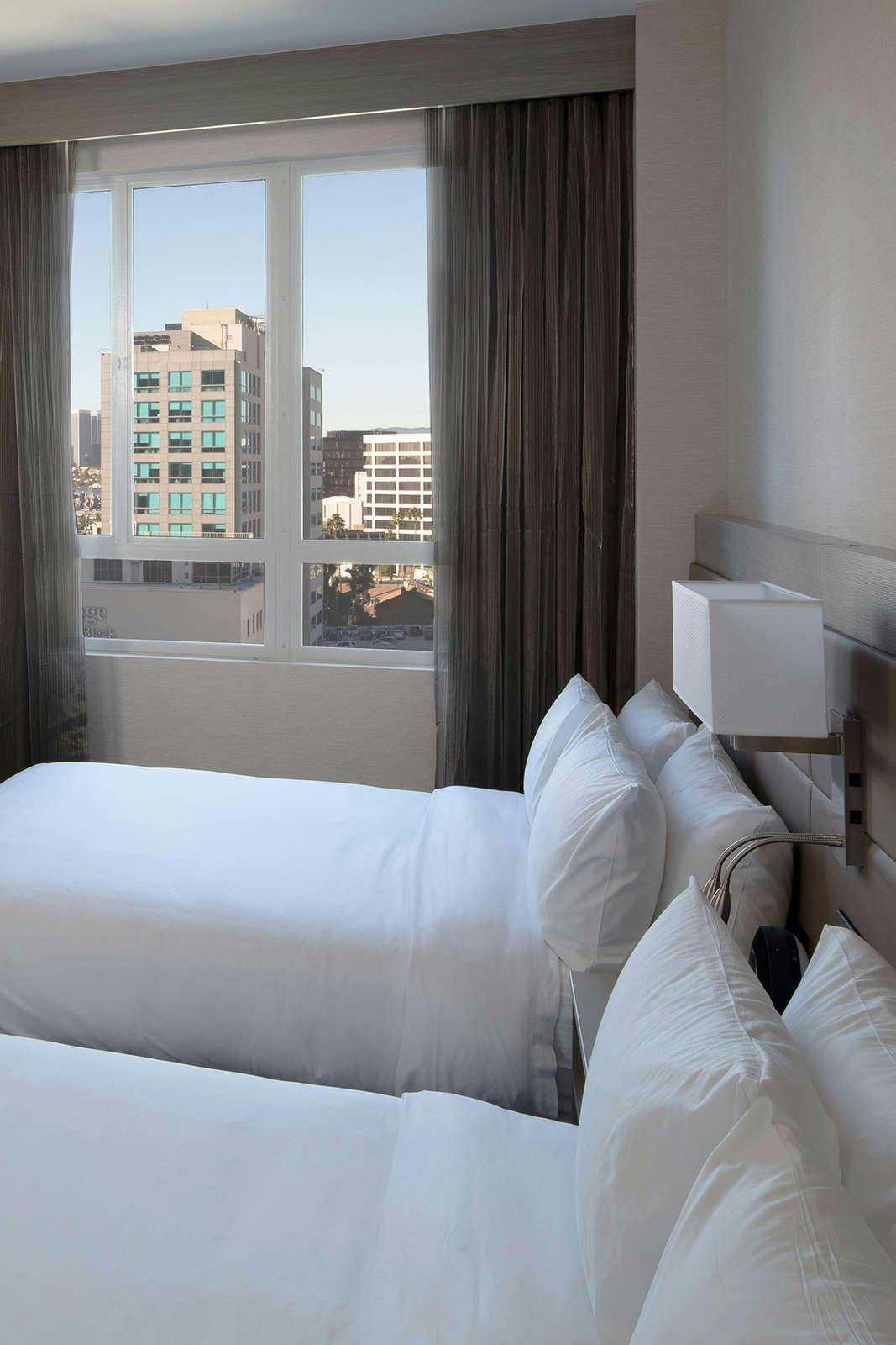 Hotel AC Hotel Beverly Hills photo 2