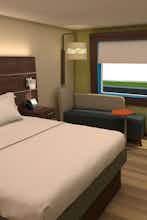 Hotel Holiday Inn Express & Suites Mobile University Area photo 1