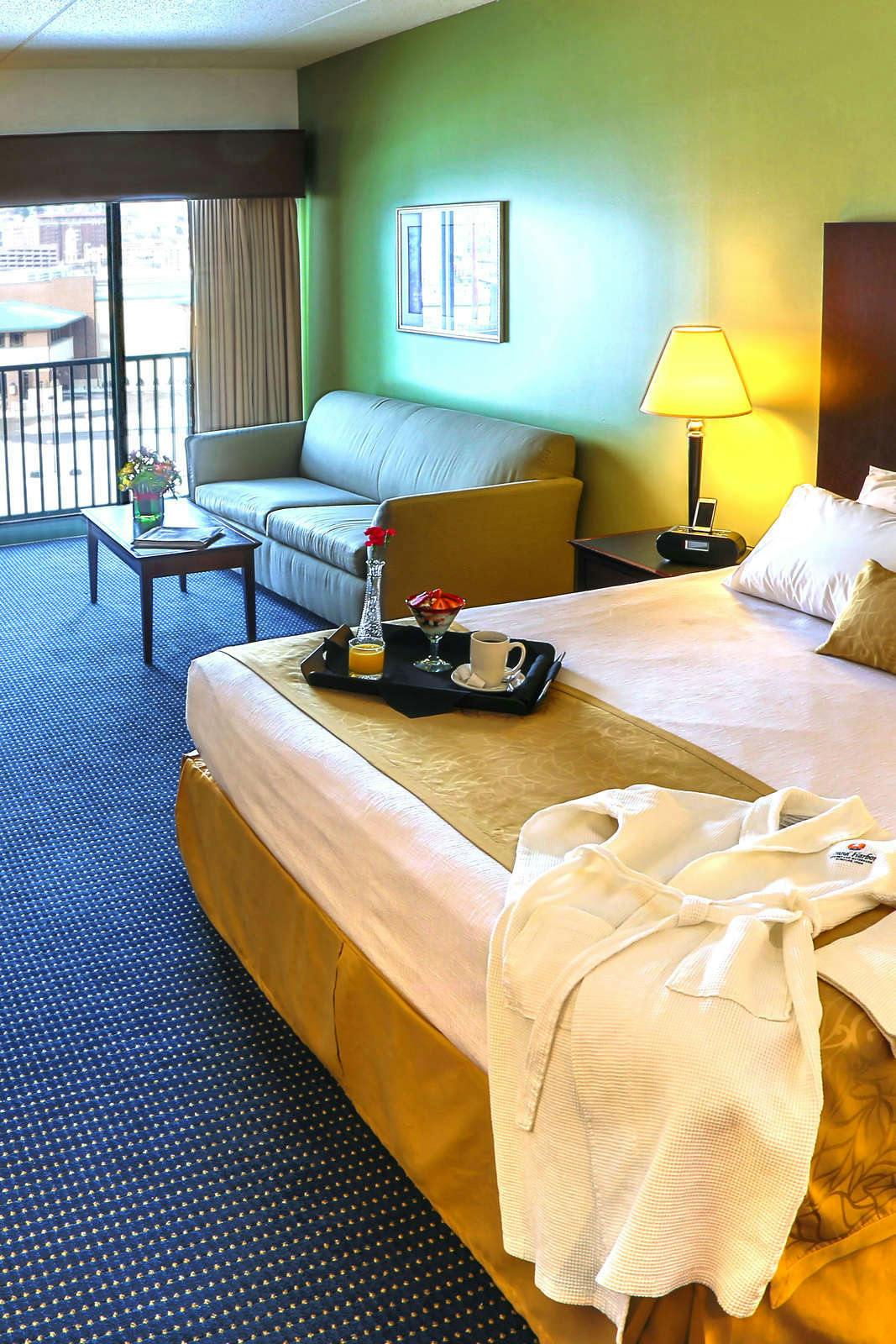 Hotel Grand Harbor Resort and Waterpark photo 2