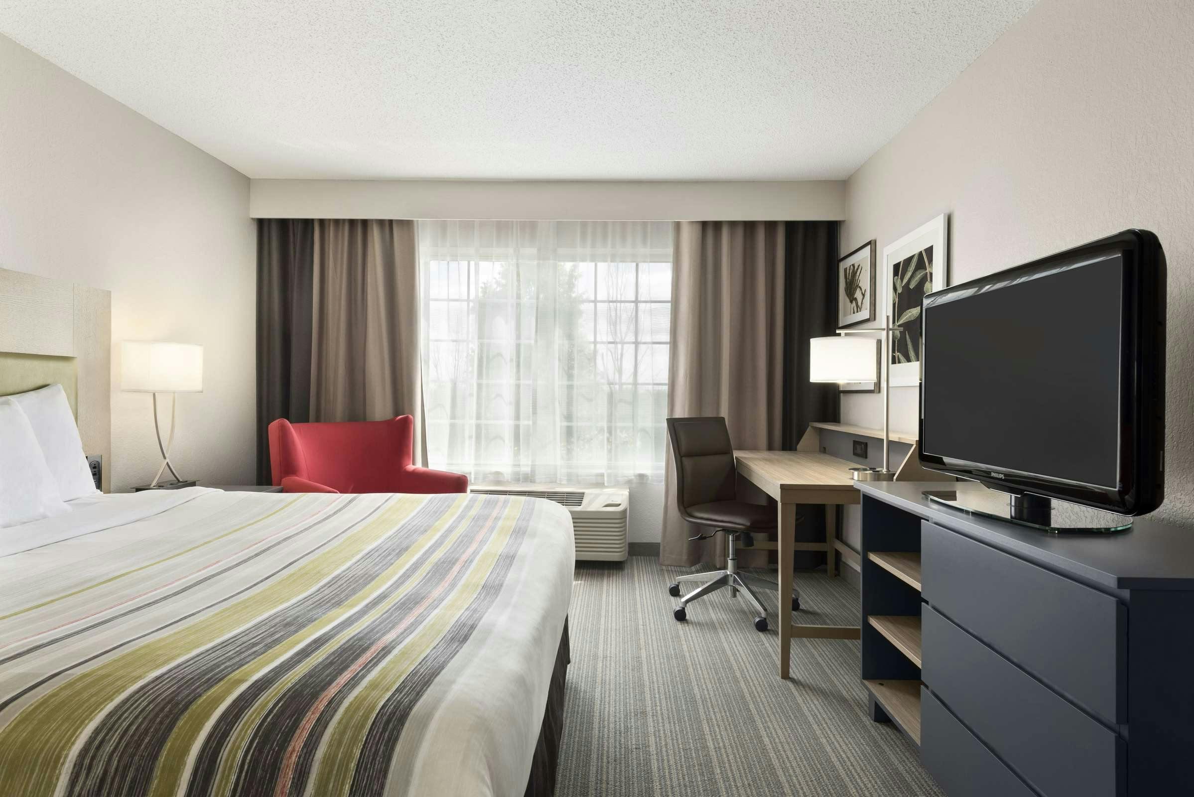 Hotel Country Inn & Suites by Radisson, Romeoville, IL photo 3