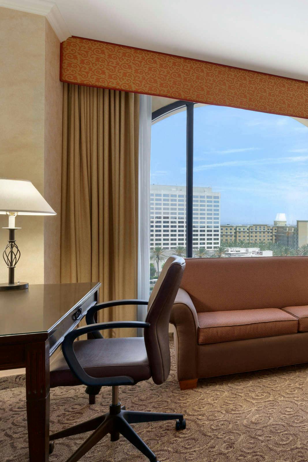 Hotel Delta Hotel Anaheim Garden Grove photo 3