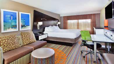 Hotel Holiday Inn Express Atlanta Galleria Ballpark Area photo 1
