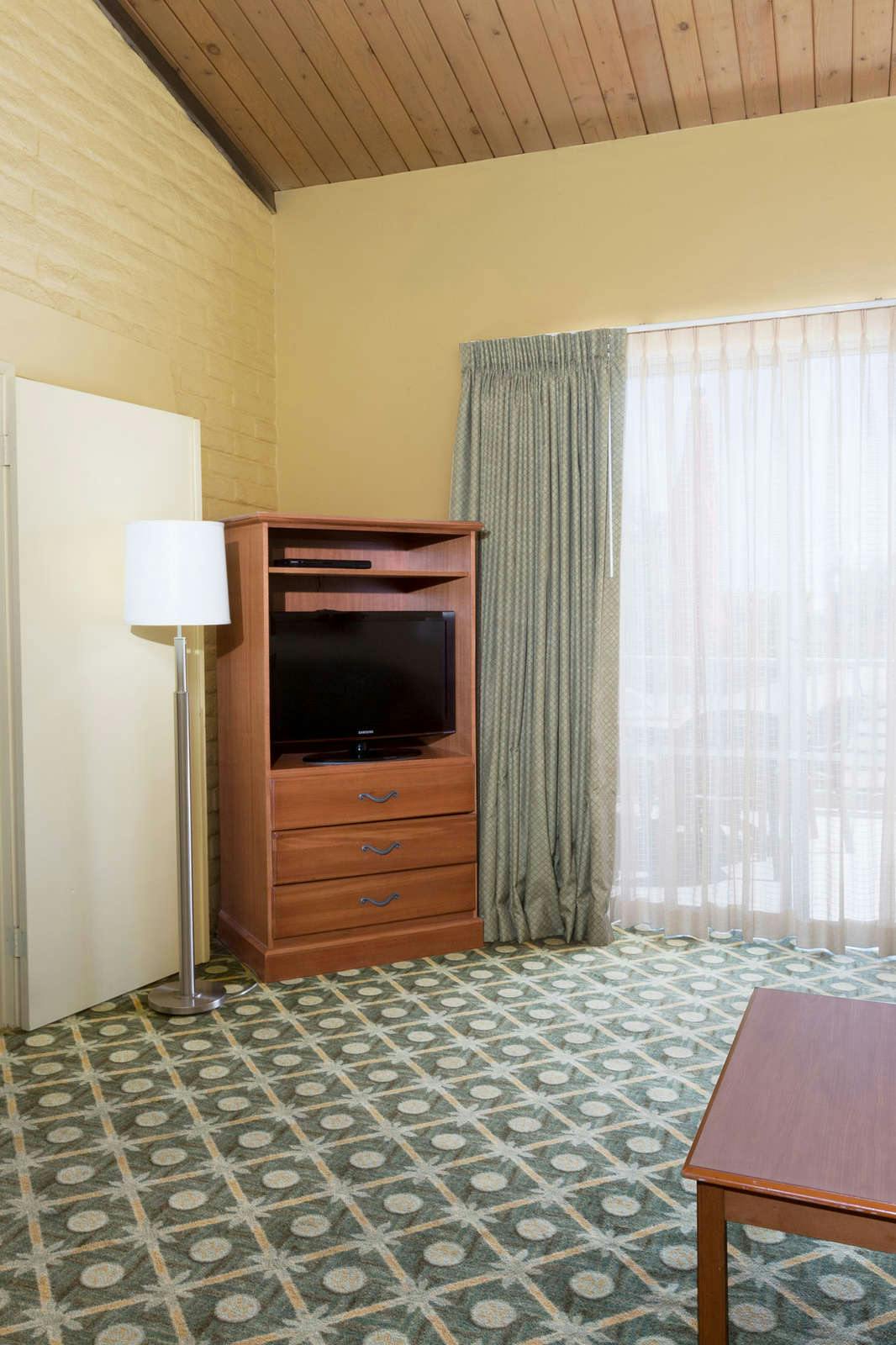 Hotel Ramada Santa Barbara photo 4