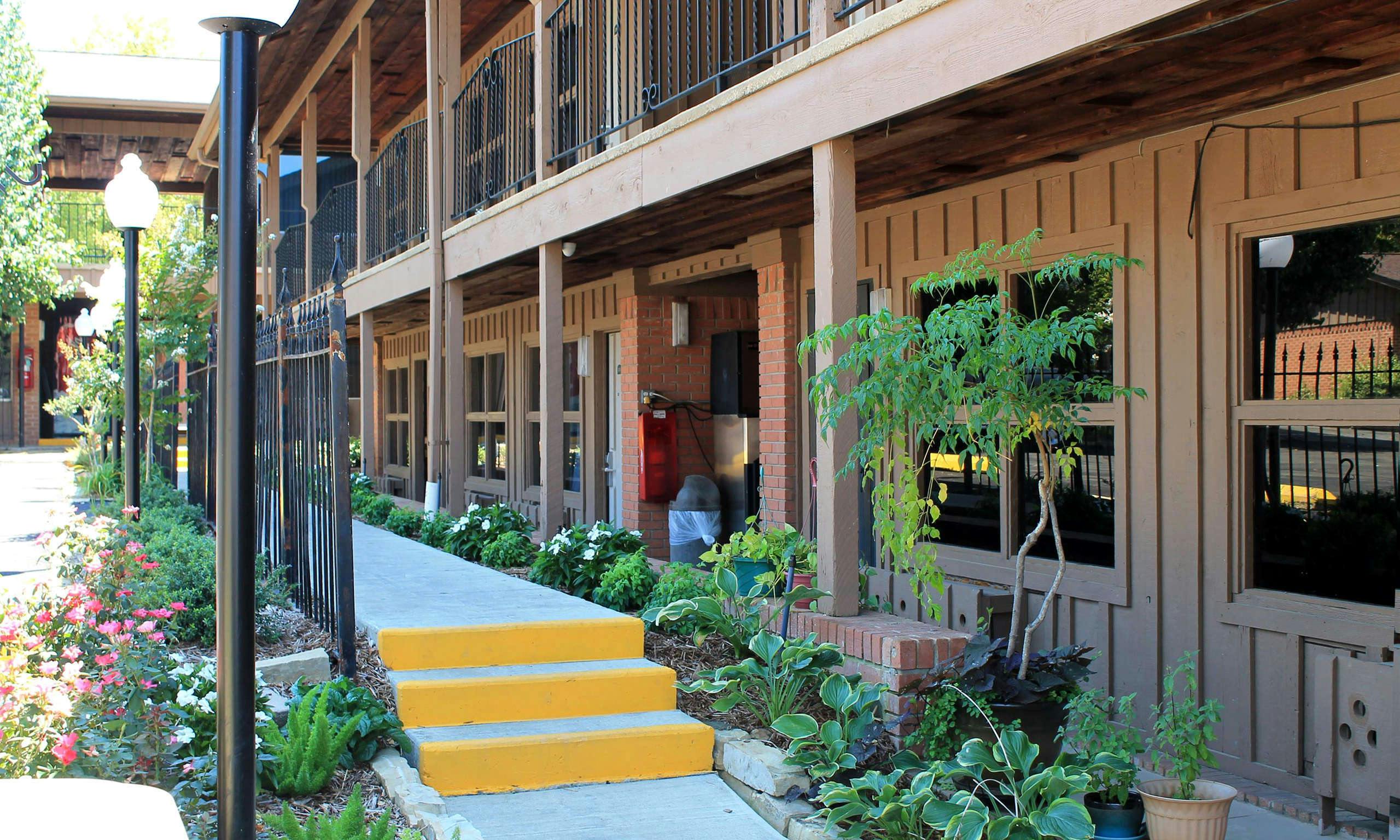 Charles Wesley Motor Lodge