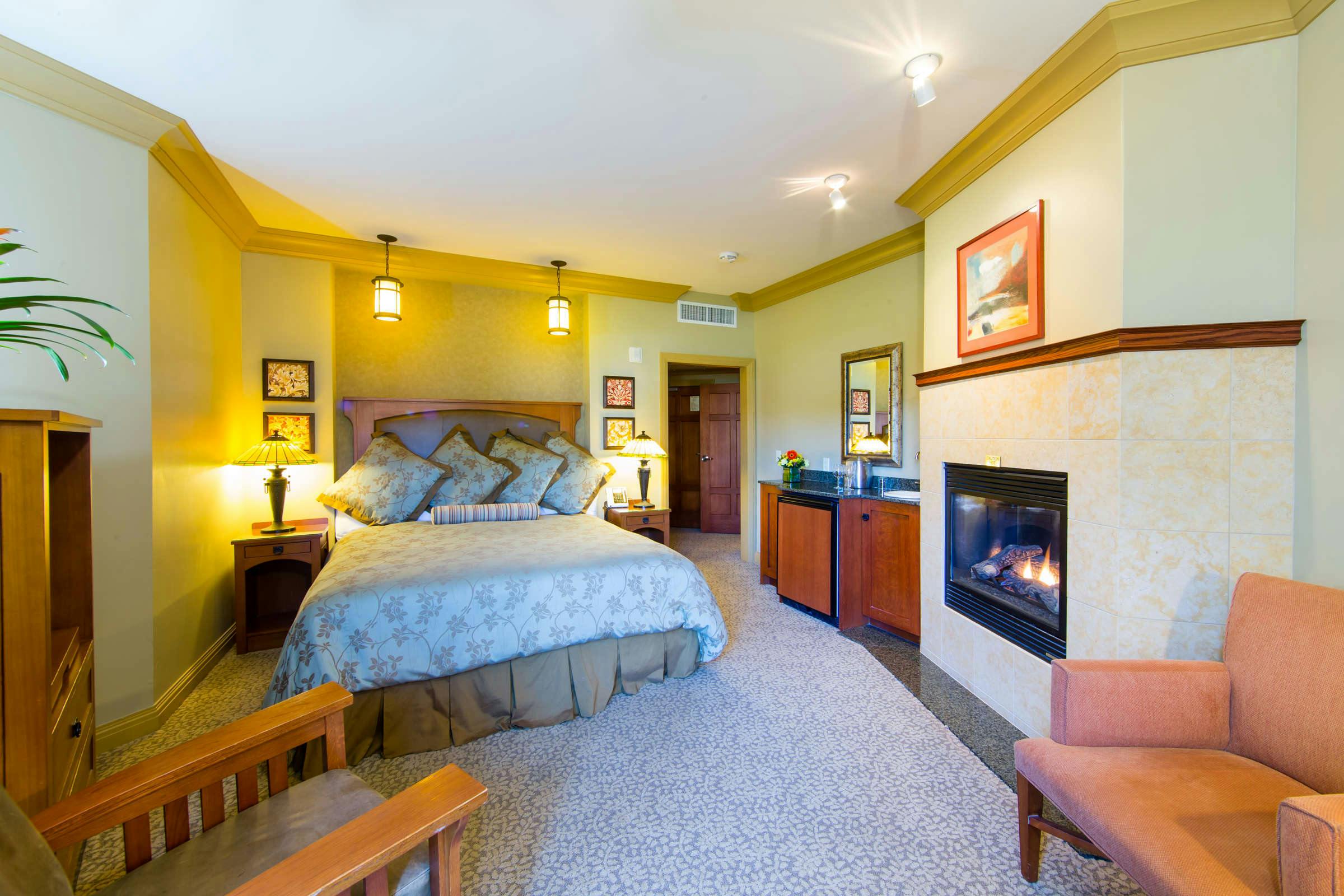 Hotel Avila Village Inn photo 1