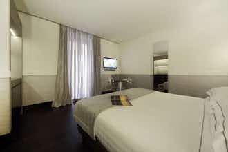 Hotel Mood Suites Tritone photo 1