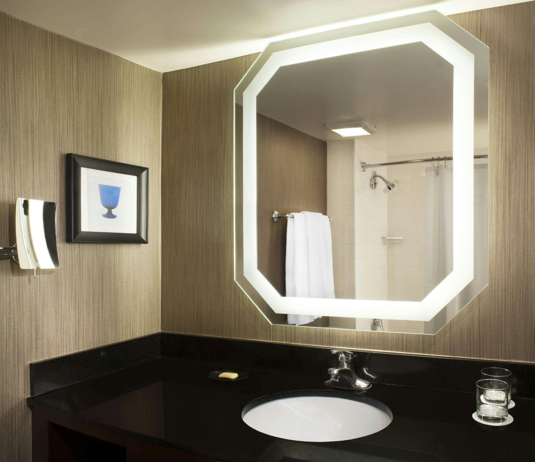 Hotel Sheraton DFW Airport Hotel photo 4