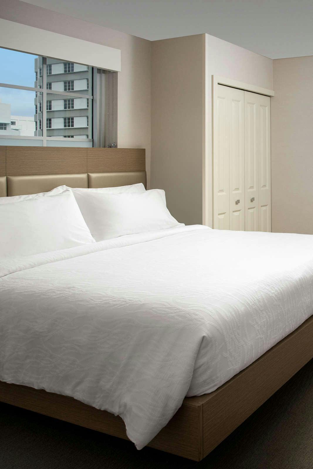 Hotel Hilton Garden Inn Miami South Beach photo 3