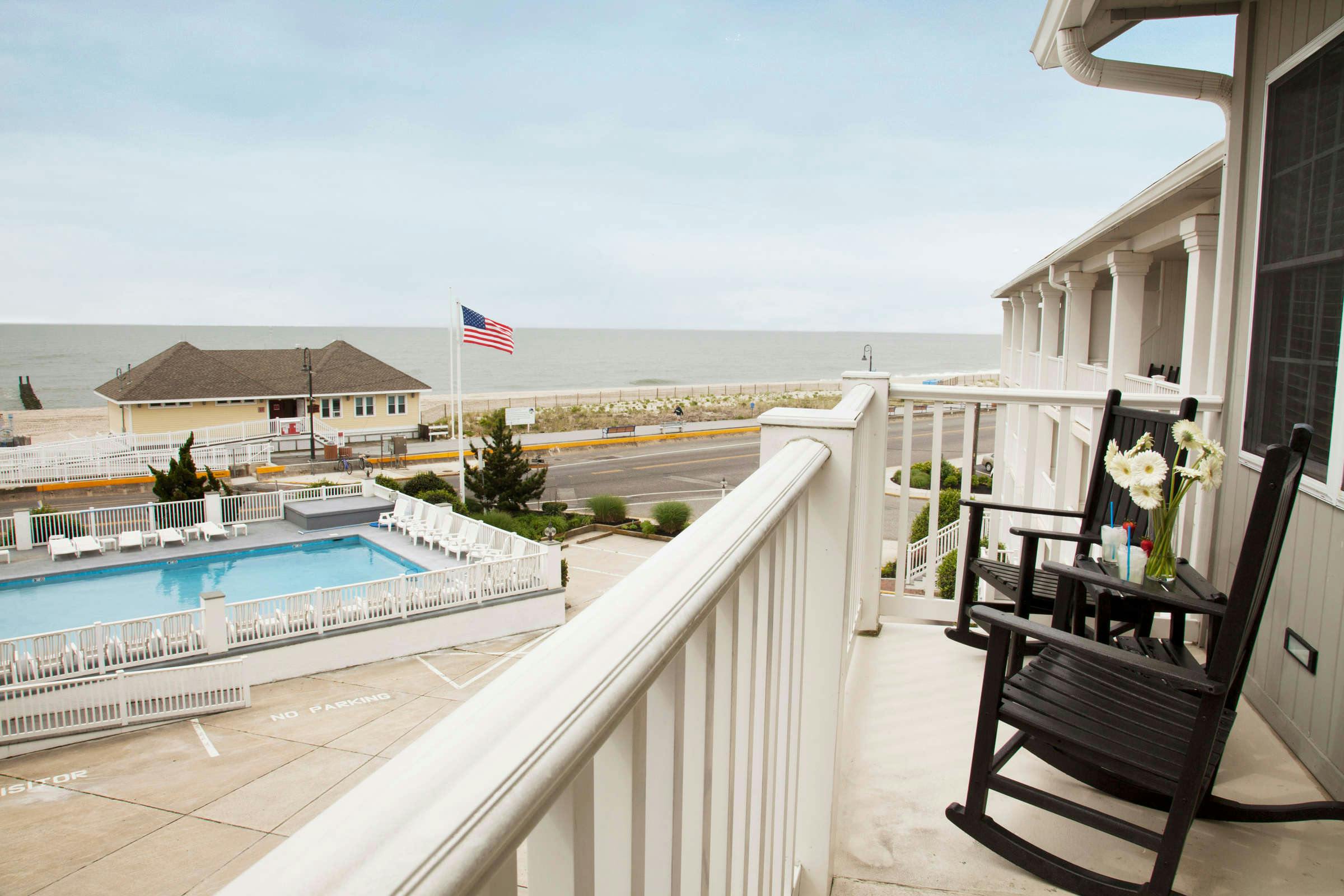 Hotel Sandpiper Beach Resort photo 4